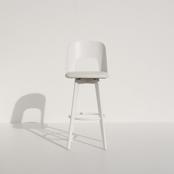 6 | Scarlet white Barchair