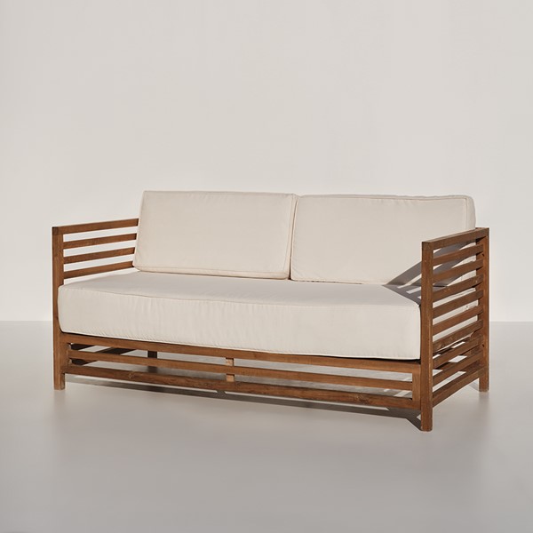 26 | Belray Sofa