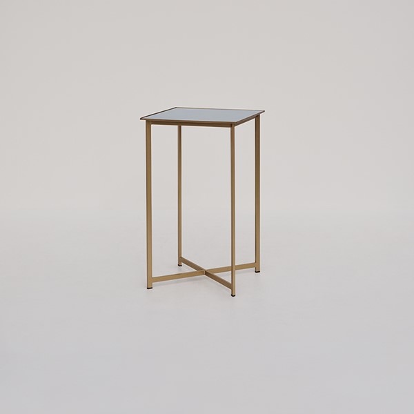 3 | Switch Gold Bar Table