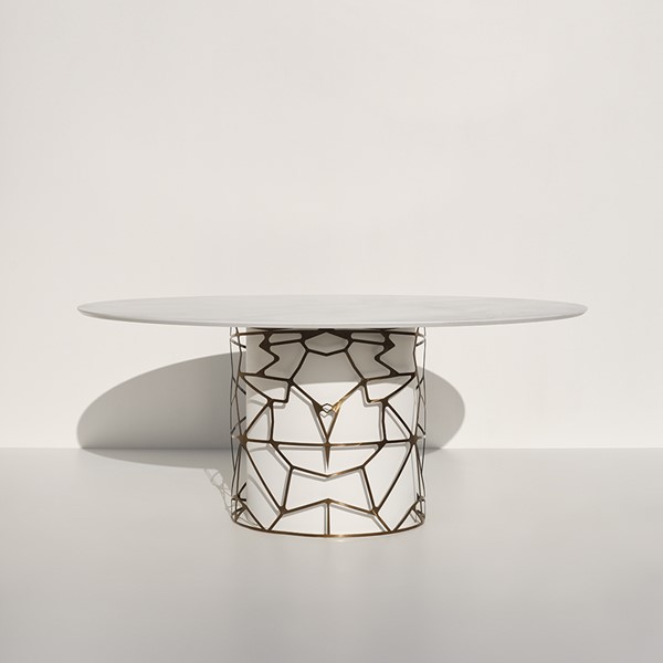 10 | Gaudi Round White Dining