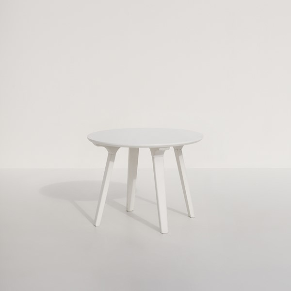 39 | Oliver White Round Lounge Table