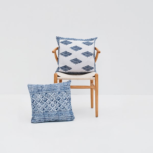 19 | Aegean Cushion