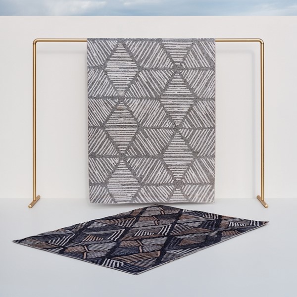 38 | Diamond Rug