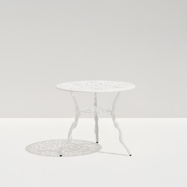 Victoria Dining Table