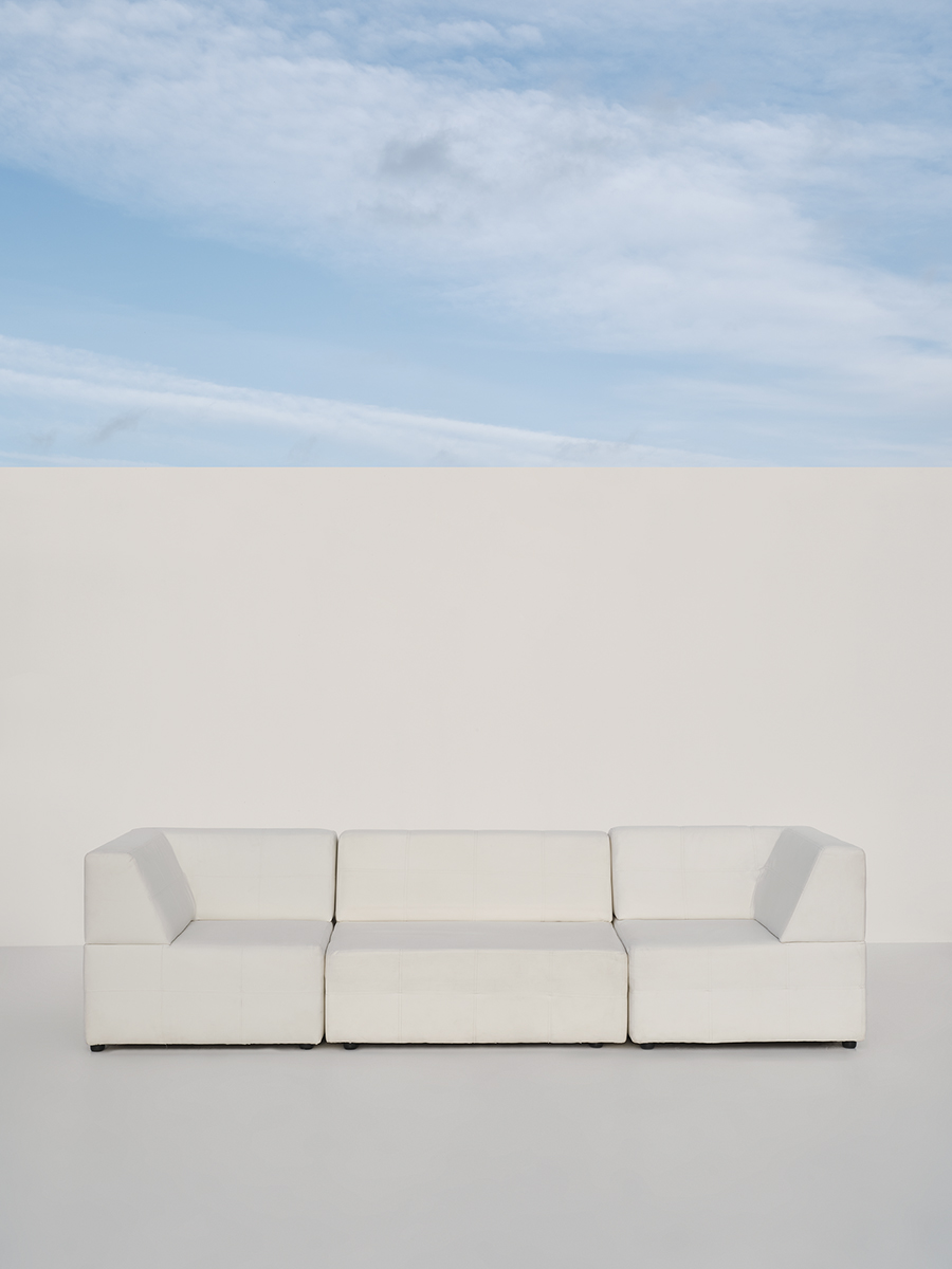 Cobra White