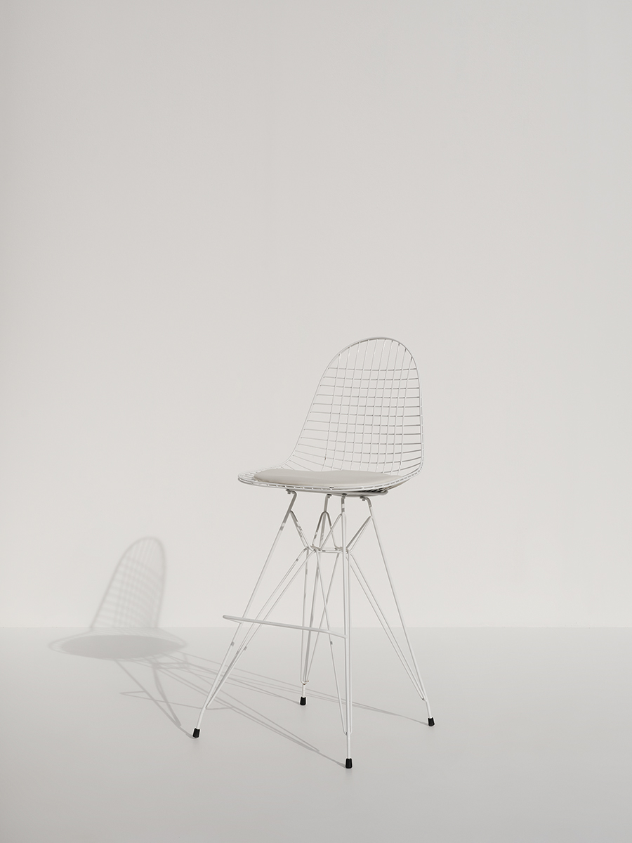Olivia White Barchair