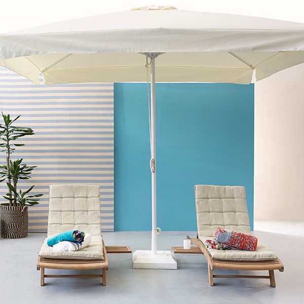 28 | Belray Lounger