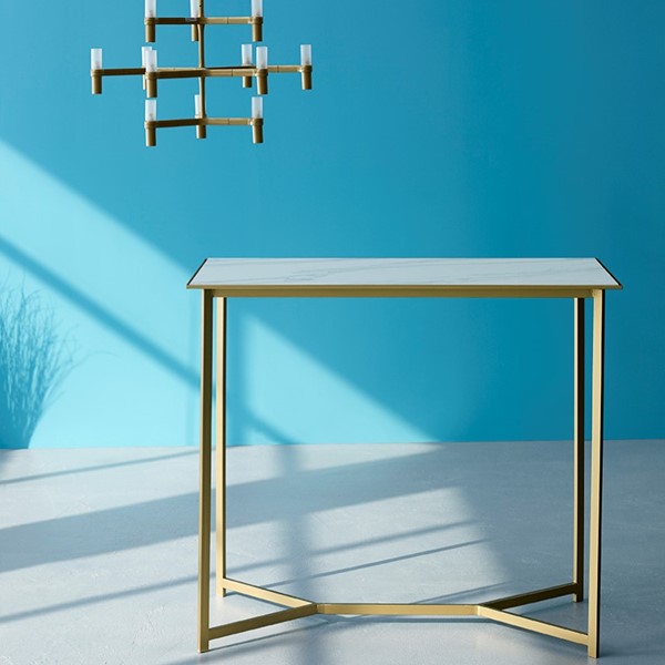 30 | Switch Gold Marble High Console