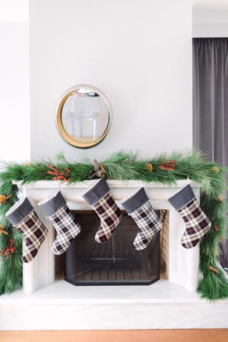 Golden Christmas Dinner Styleshoot