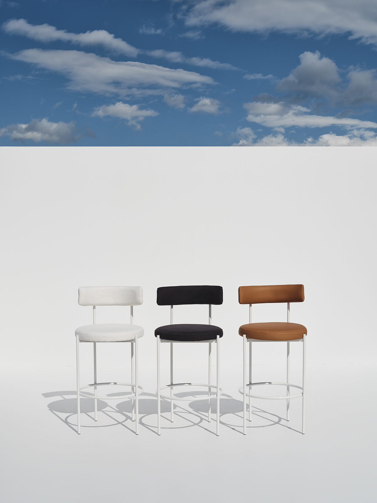 Beacon White Barchair