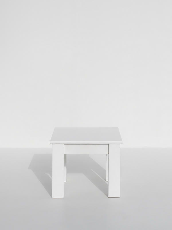 Spicy White Square Lounge Table