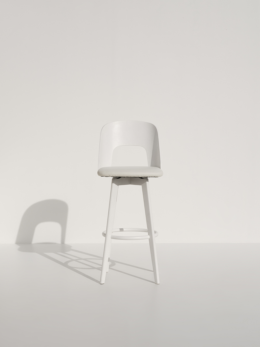 Scarlet white Barchair