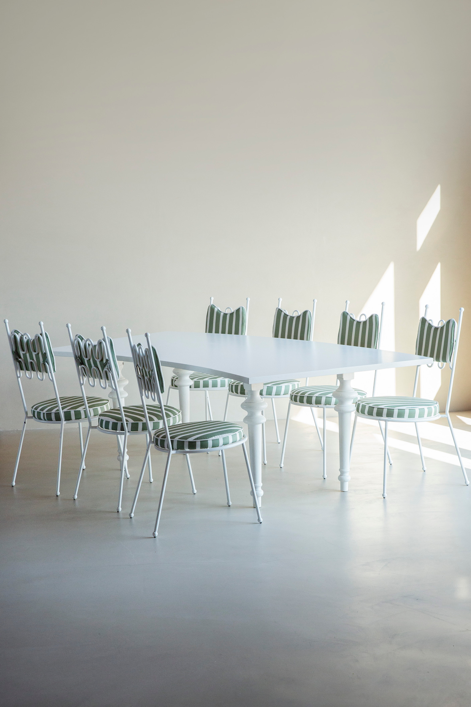 Serpentine White Dining Table | Choice of Legs - Base