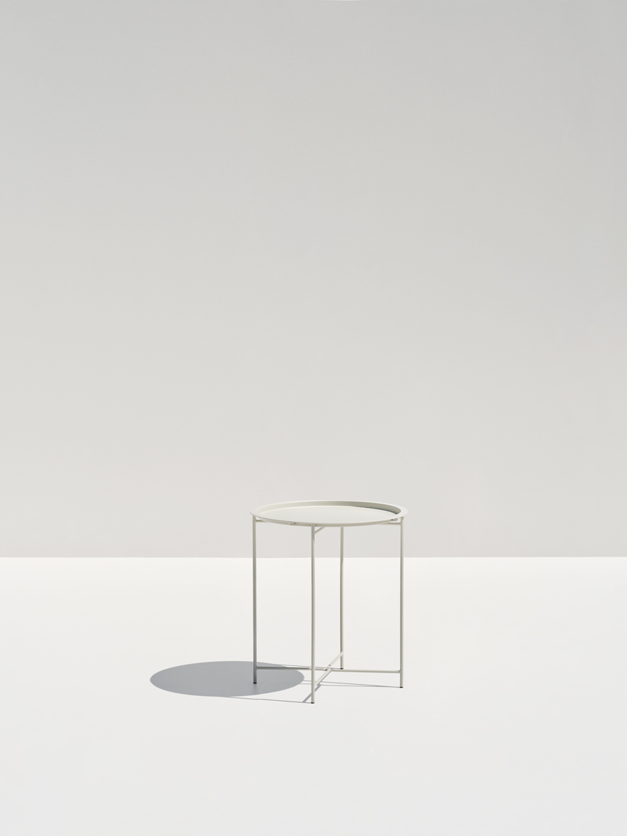 Favor Side Table