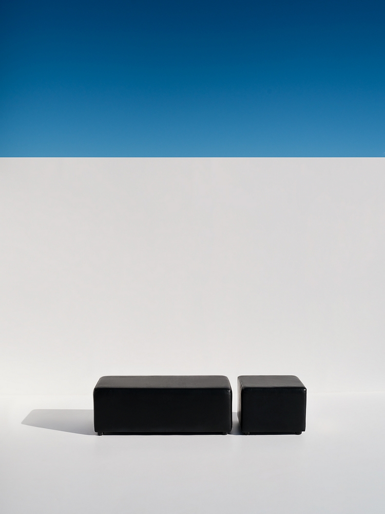 Cobra Black Ottoman